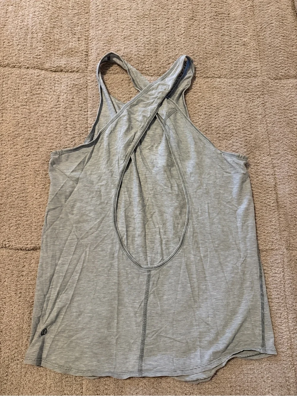 Lululemon Crossback Tank Top - Light Gray